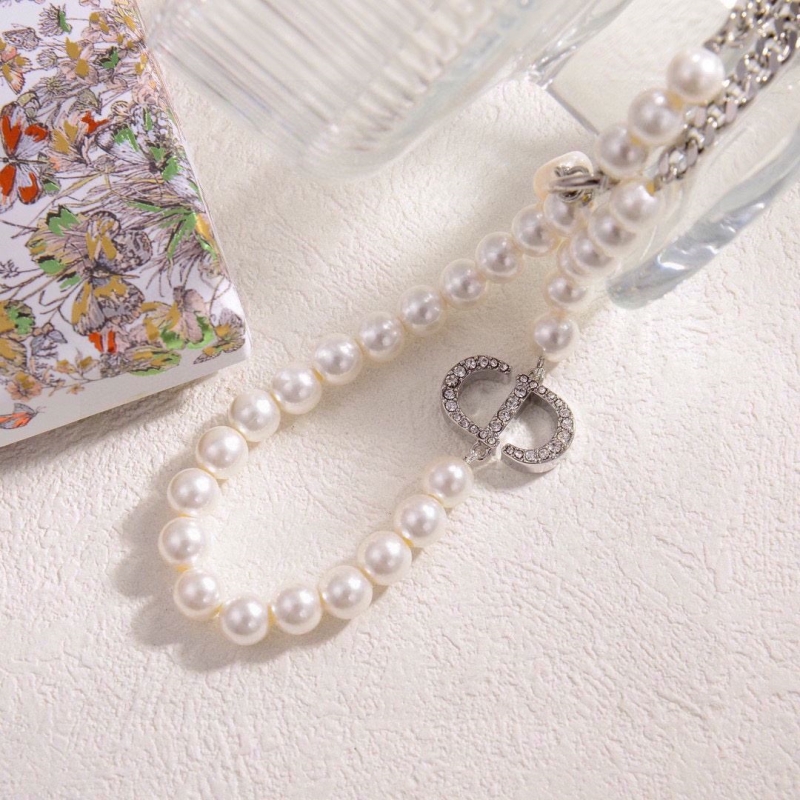 chr1st1an D10r necklaces